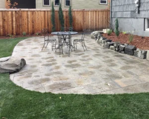 Curved Flagstone Patio